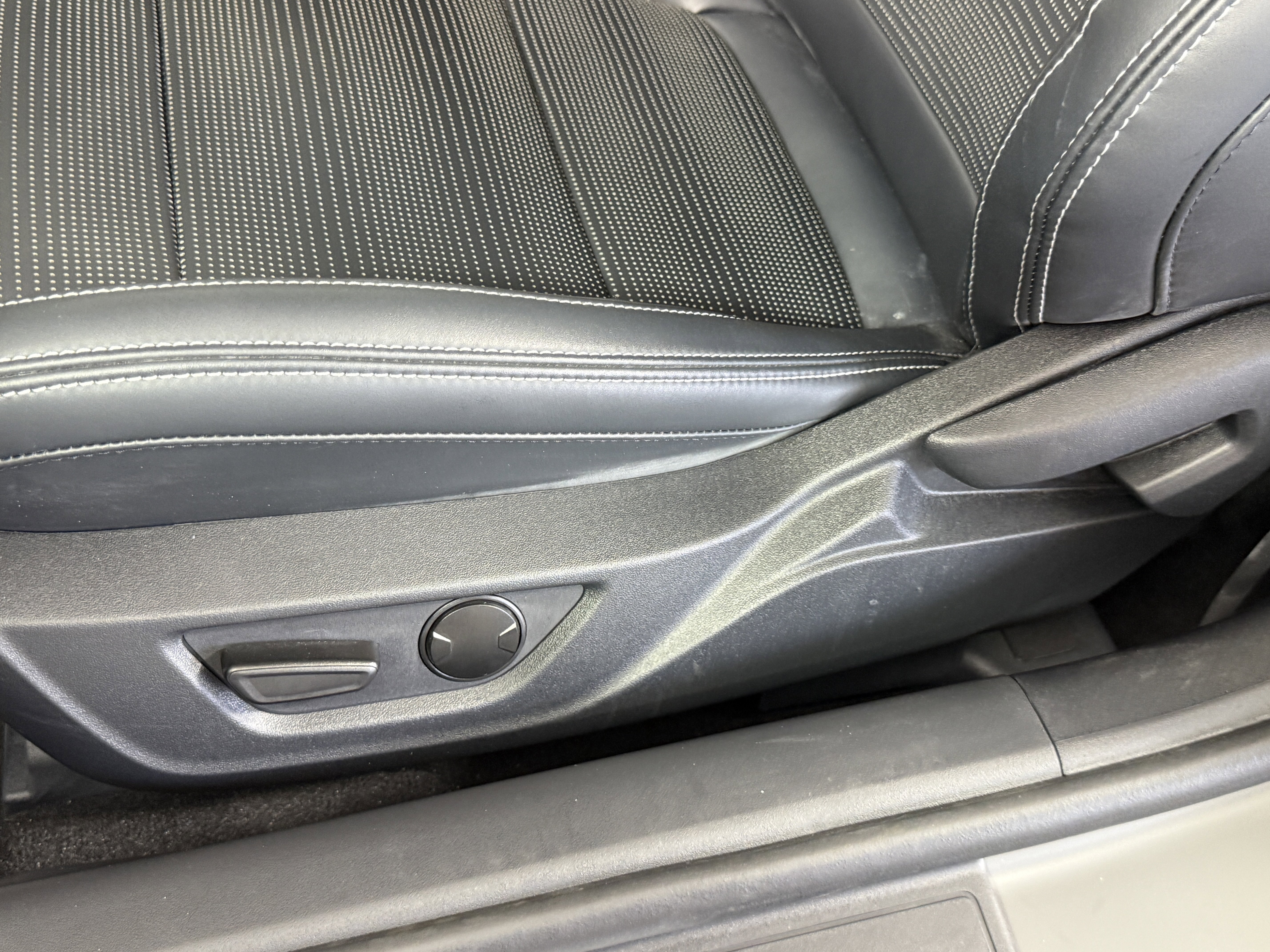 New 2025 Ford Mustang GT Premium w/ GT Performance Package image 19