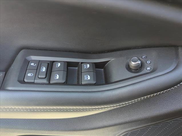 Used 2024 Jeep Grand Cherokee Laredo AWD/4WD image 21