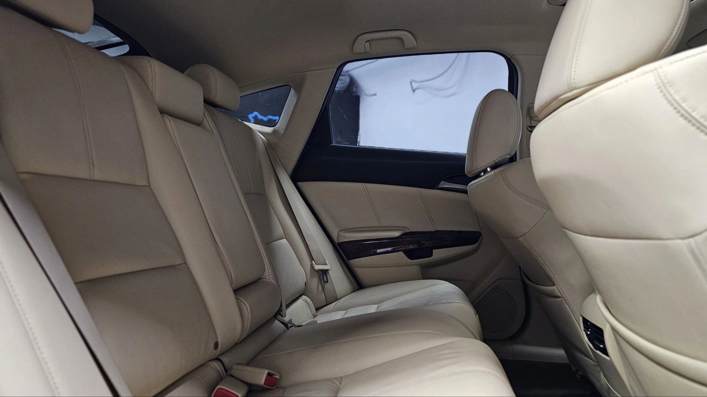 Used 2010 Honda Crosstour EX-L image 40