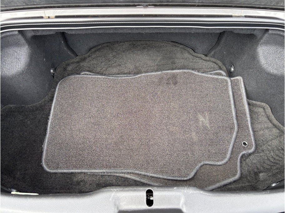 Used 2009 Nissan 350Z Touring RWD image 33