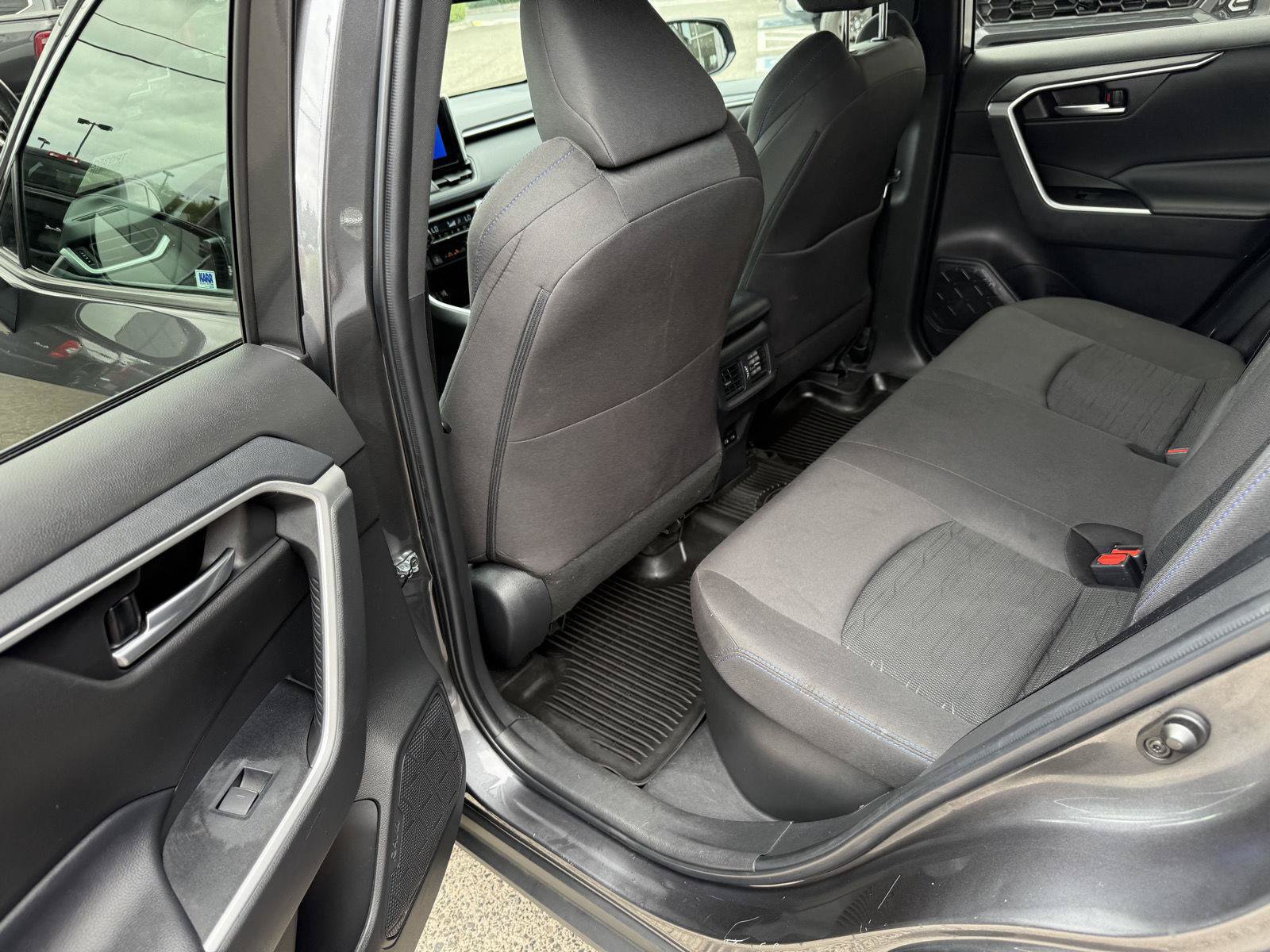 Certified 2023 Toyota RAV4 SE w/ Convenience Package AWD/4WD image 13