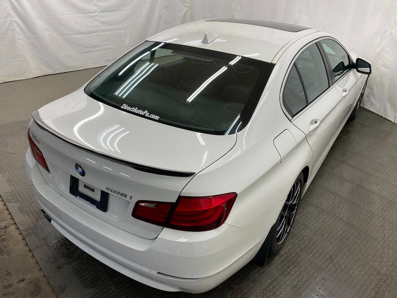 Used 2012 BMW 528i xDrive Sedan image 10