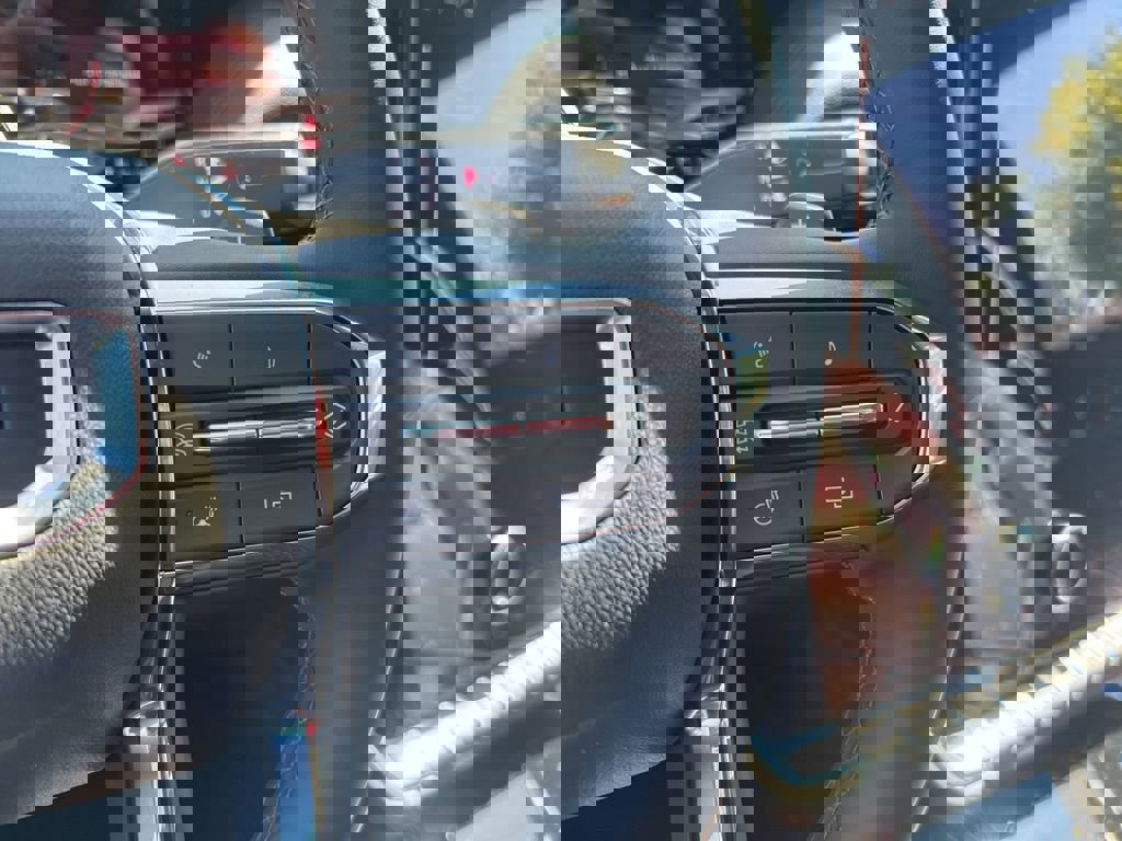 New 2025 GMC Yukon XL Denali w/ Denali Reserve Package image 30