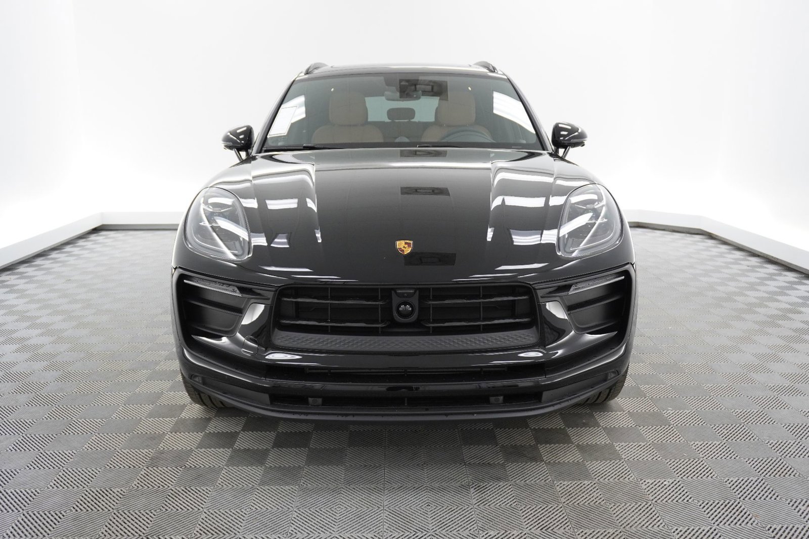 New 2026 Porsche Macan image 9
