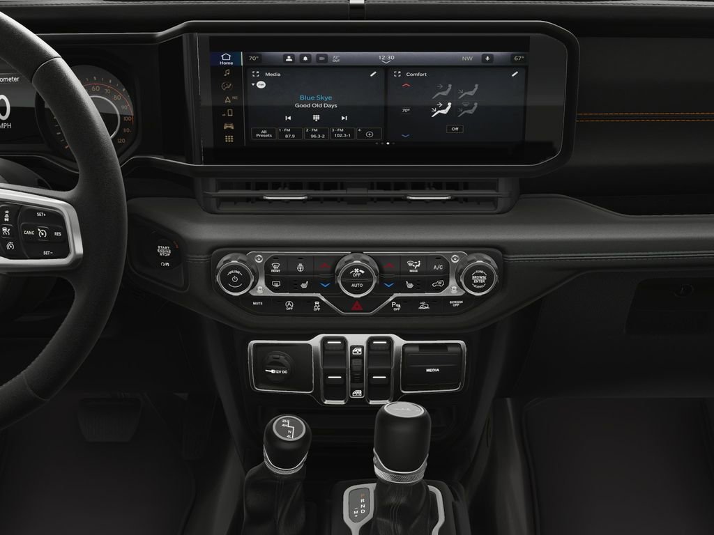 New 2025 Jeep Gladiator Sport image 26