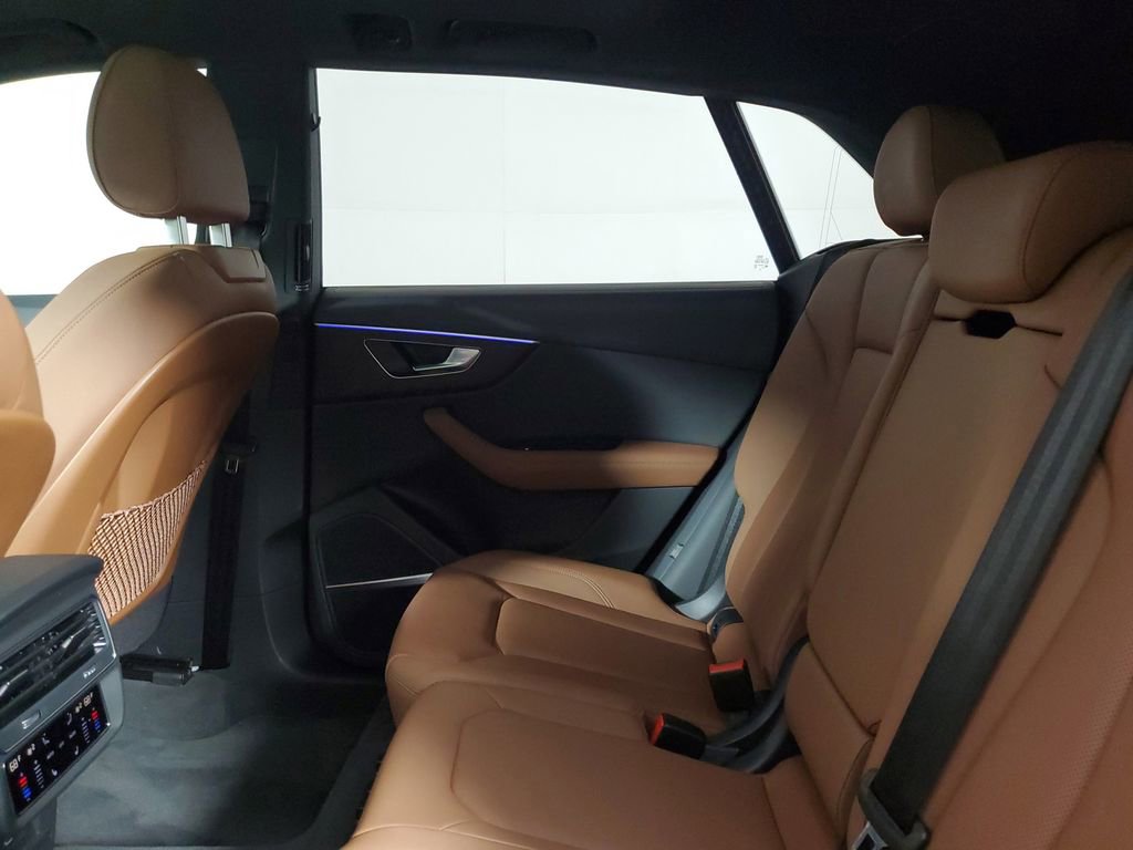 Used 2023 Audi Q8 Premium Plus image 12