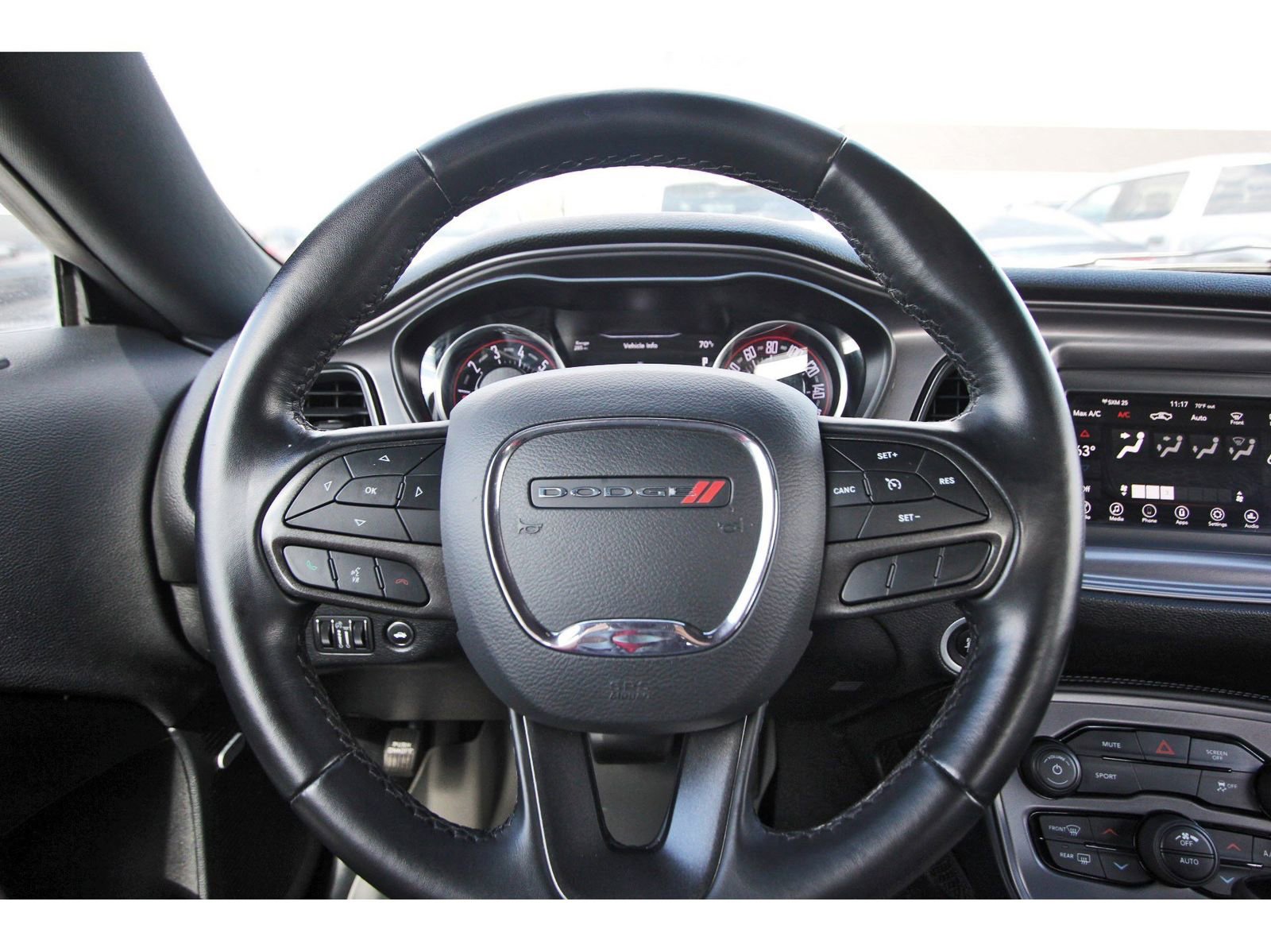 Used 2023 Dodge Challenger SXT image 16