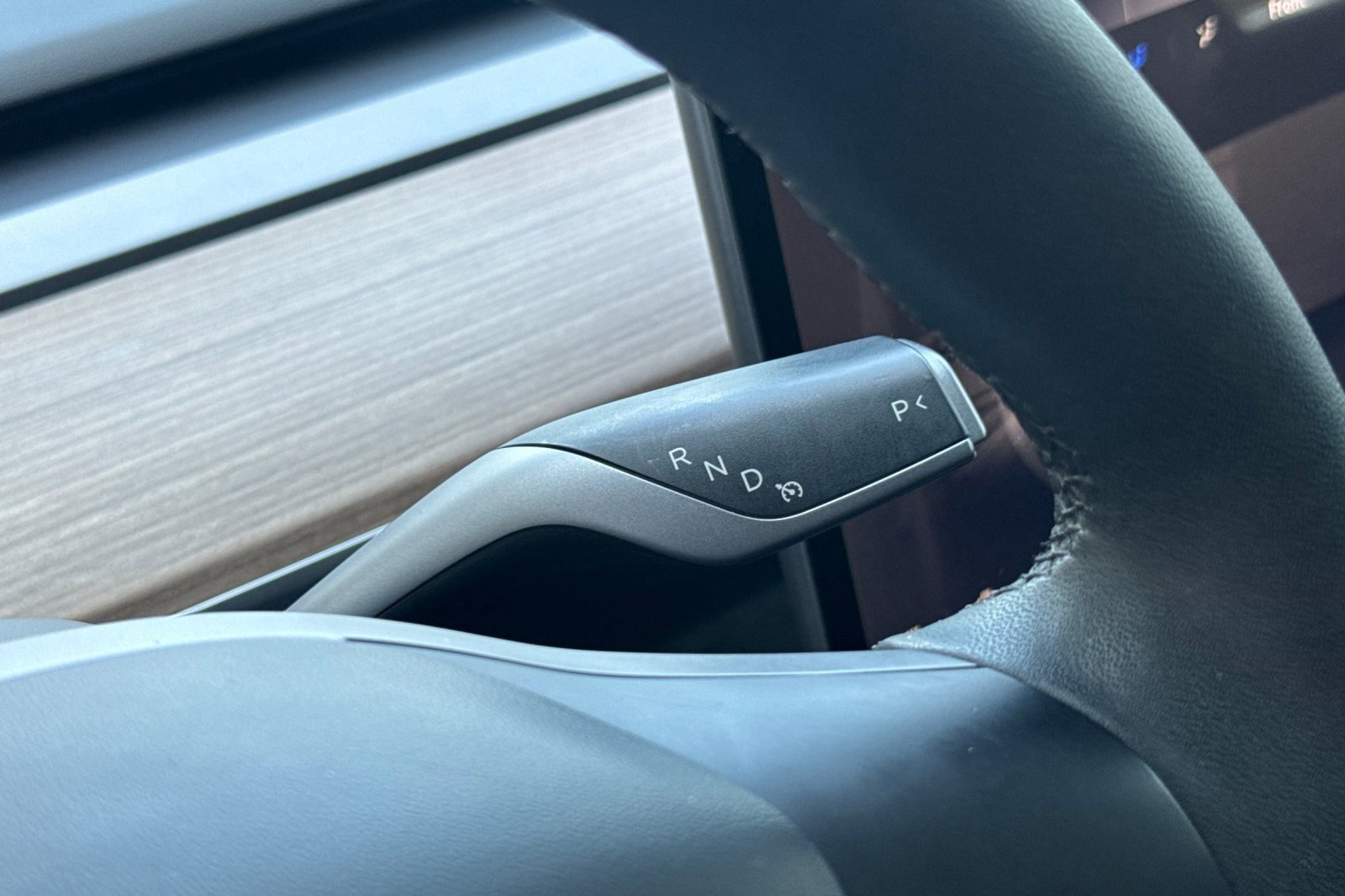 Used 2024 Tesla Model Y Long Range image 17