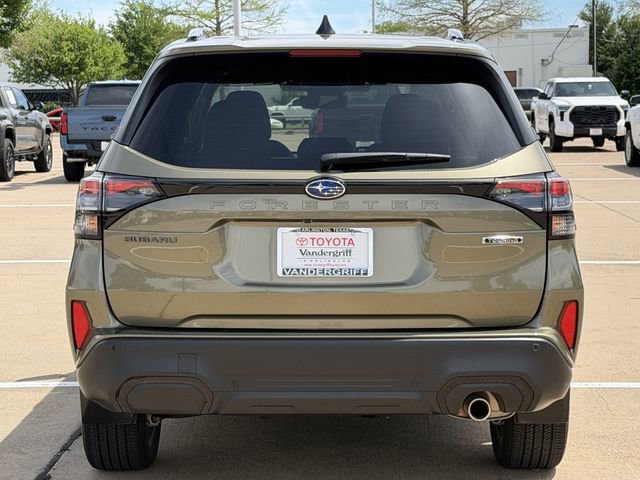 Used 2025 Subaru Forester Touring image 5