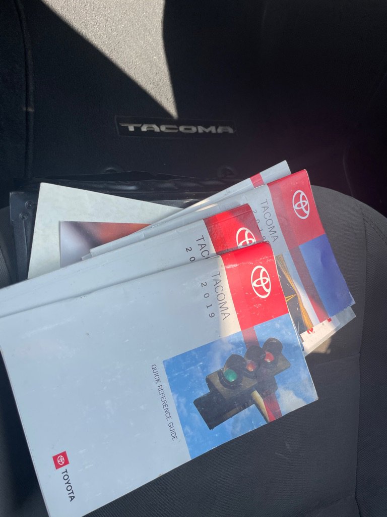 Used 2019 Toyota Tacoma TRD Off-Road image 23