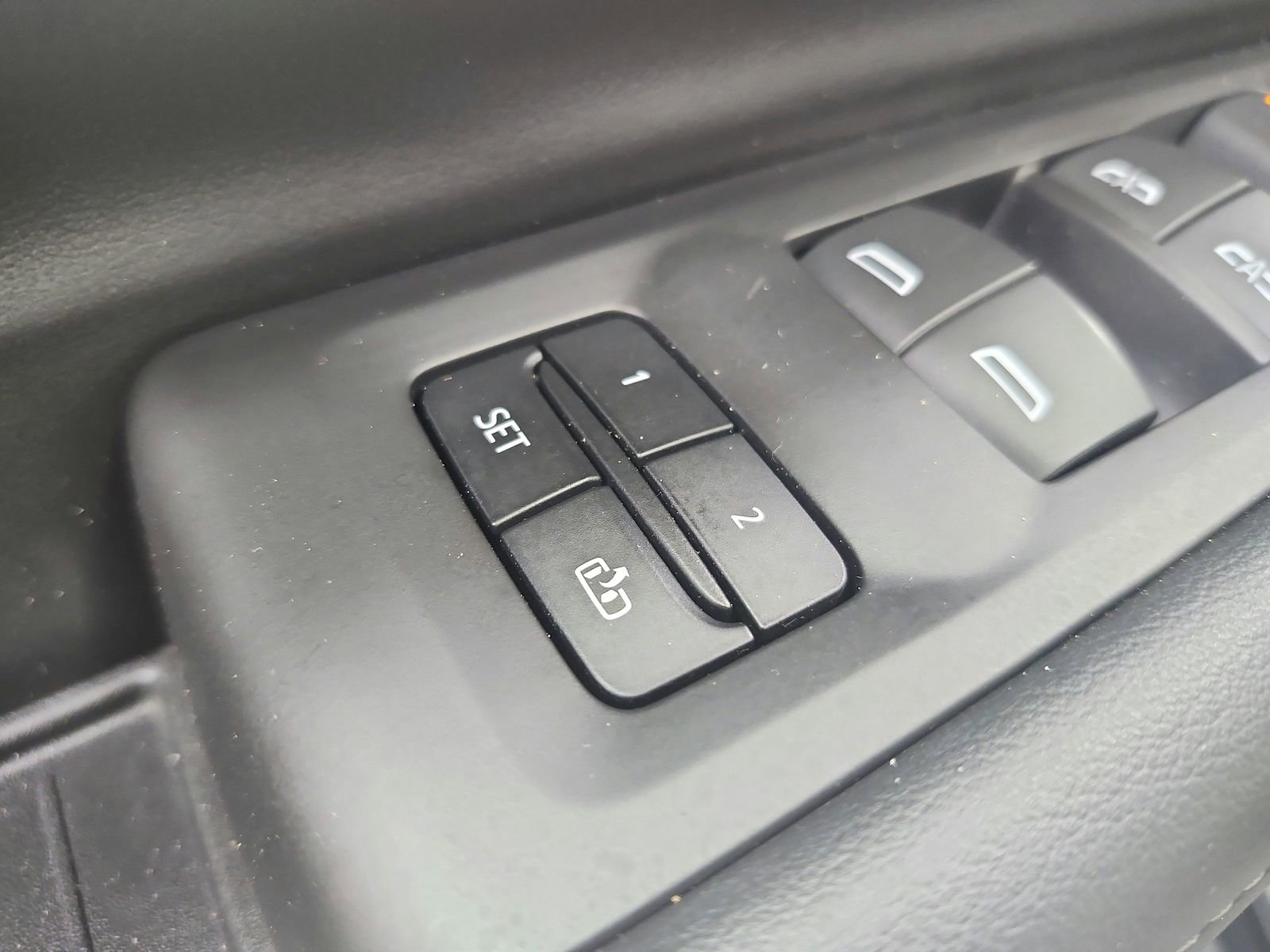 Used 2023 Chevrolet Tahoe LT RWD image 21