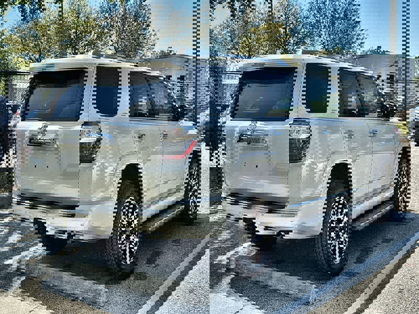 Used 2022 Toyota 4Runner Limited image 8