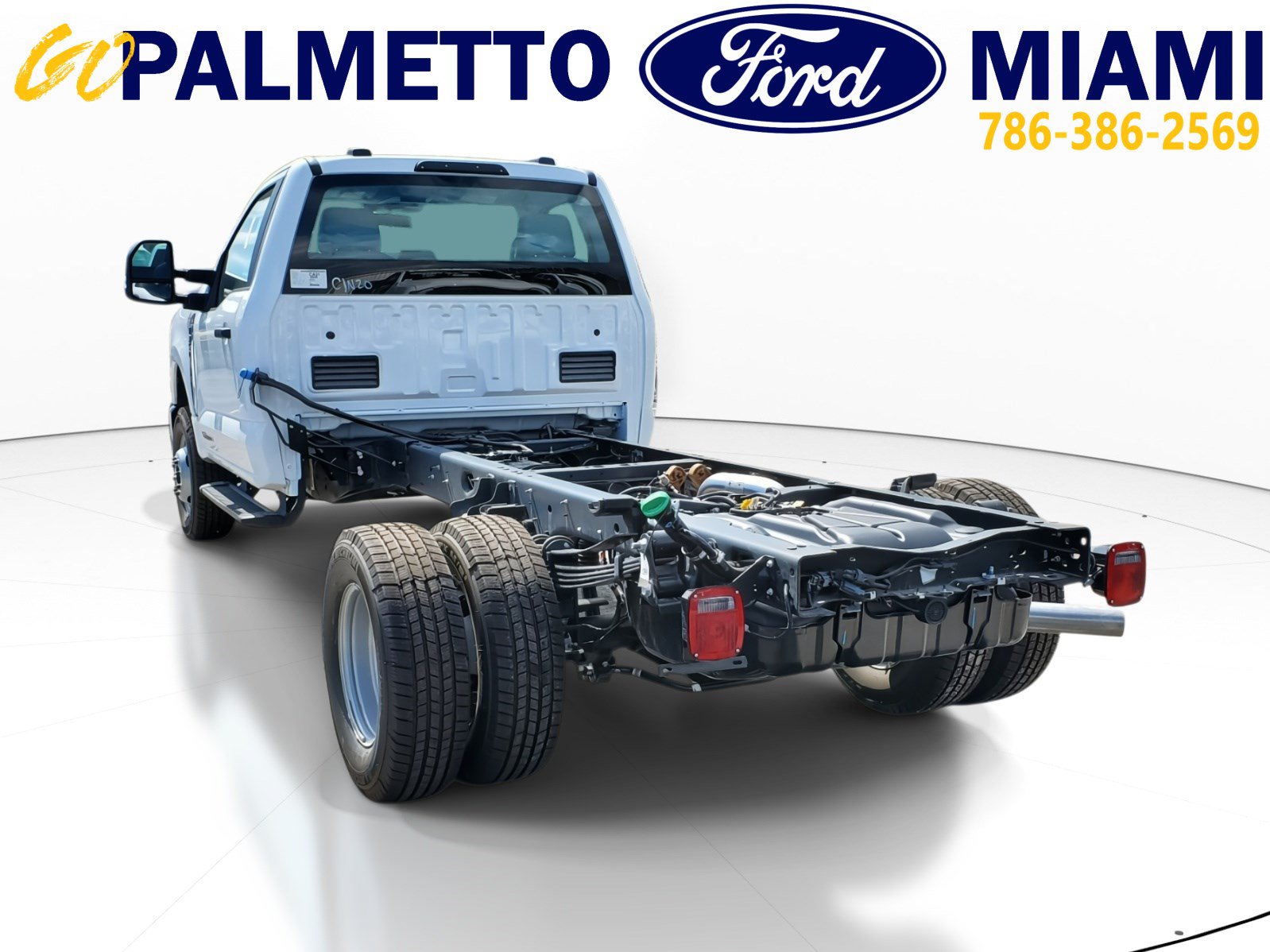 New 2024 Ford F350 XL w/ XL Chrome Package AWD/4WD image 4