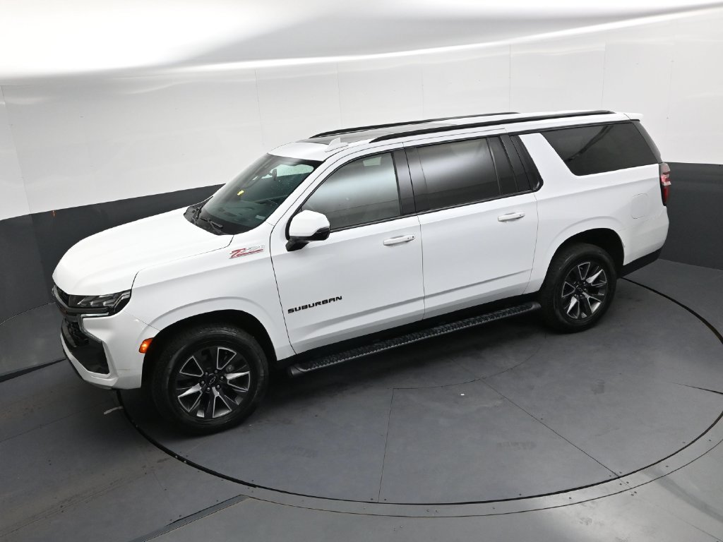 Used 2022 Chevrolet Suburban Z71 w/ Luxury Package AWD/4WD image 25