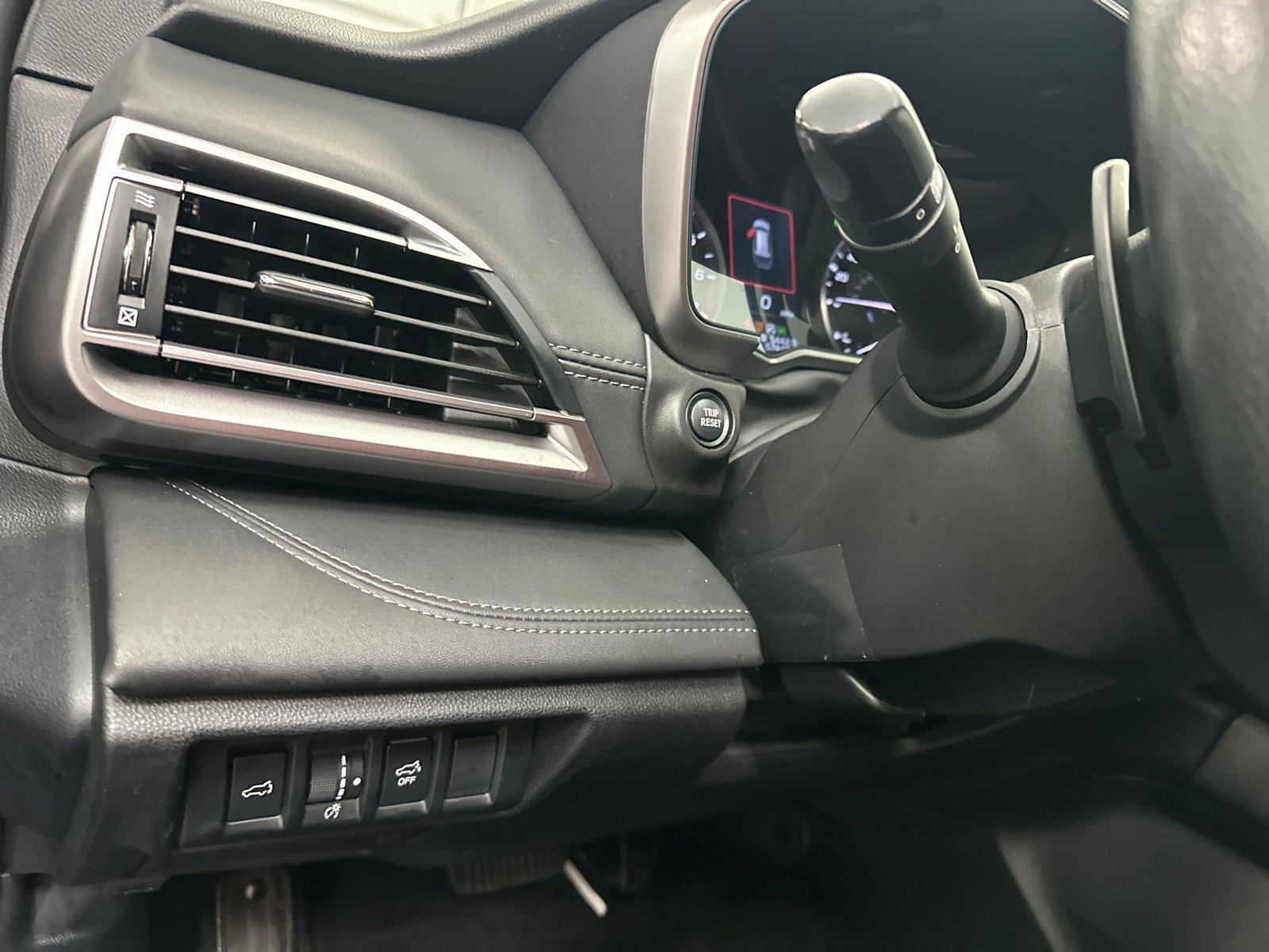 Used 2024 Subaru Outback Limited image 34