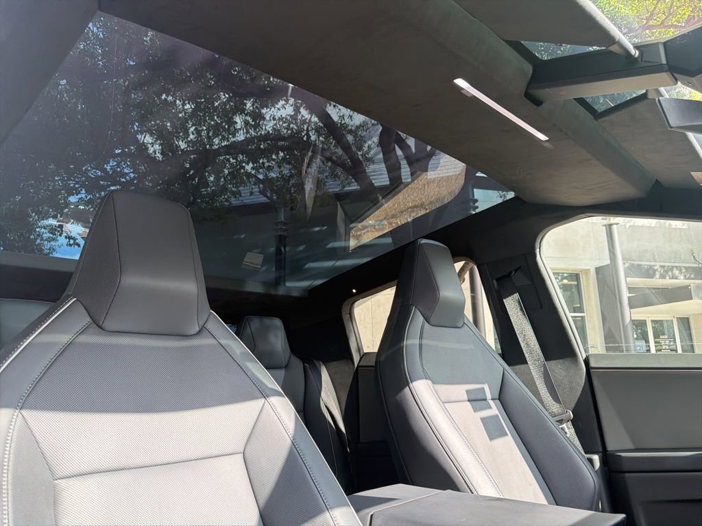 Used 2024 Tesla Cybertruck Cyberbeast image 26
