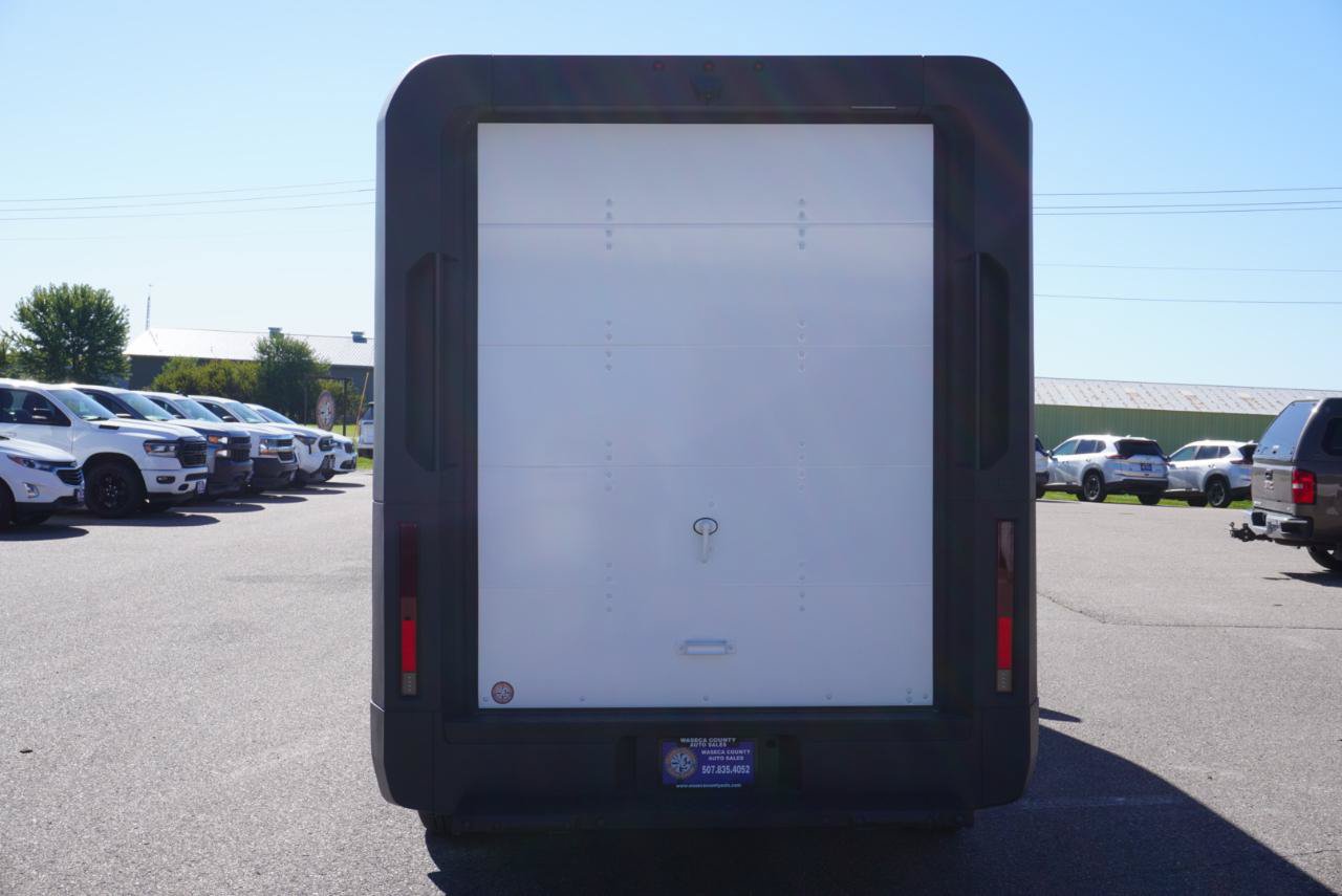 Used 2025 Chevrolet Brightdrop 600 AWD/4WD image 4