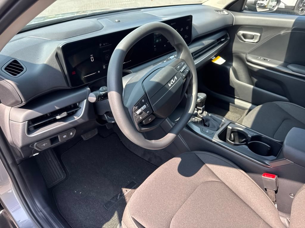 New 2026 Kia K4 FWD image 10