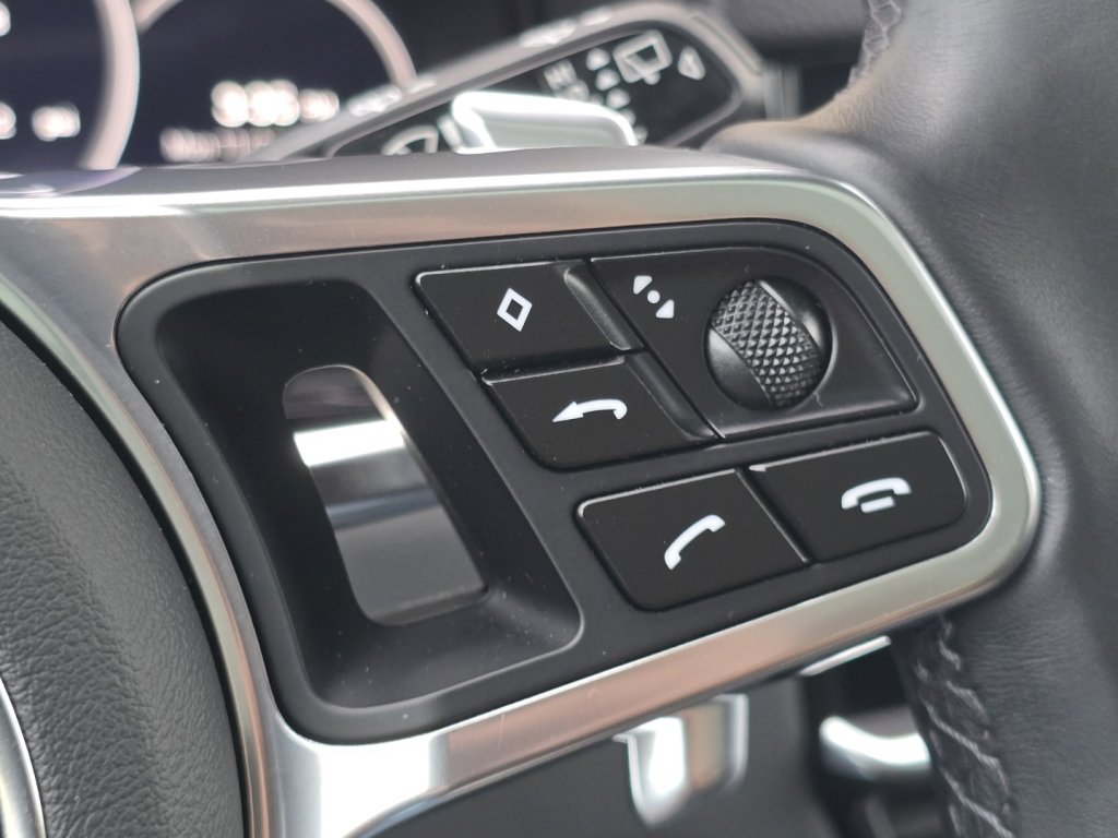 Certified 2023 Porsche Cayenne image 26