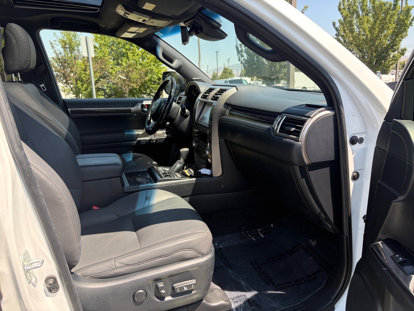 Used 2020 Lexus GX 460 Premium AWD/4WD image 29