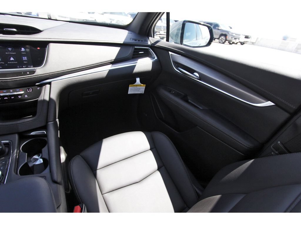 Used 2023 Cadillac XT5 Luxury FWD image 10