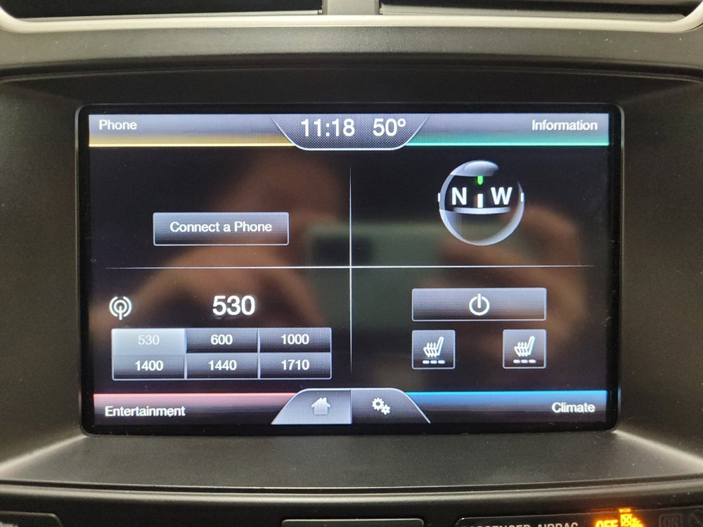 Used 2016 Ford Explorer XLT w/ Equipment Group 202A AWD/4WD image 25