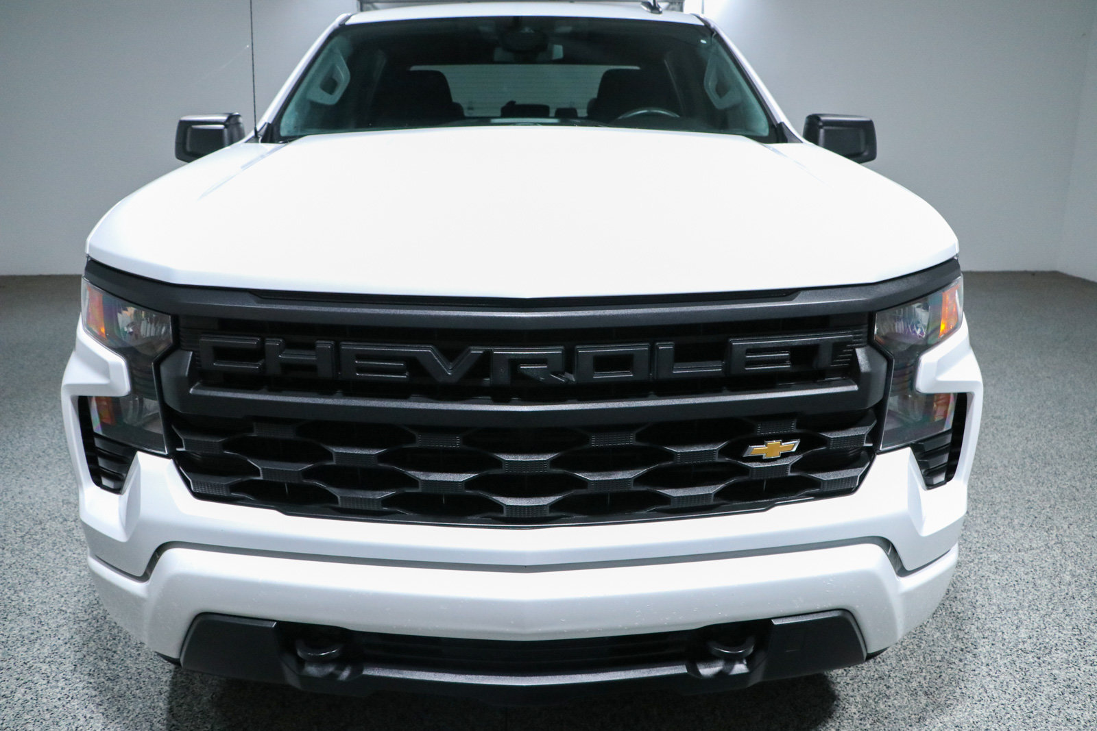 Used 2024 Chevrolet Silverado 1500 Custom AWD/4WD image 4