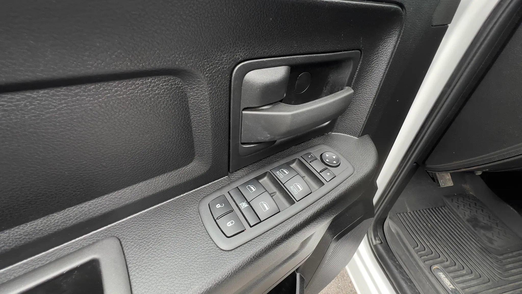 Used 2022 RAM 1500 Tradesman w/ Popular Equipment Group AWD/4WD image 21