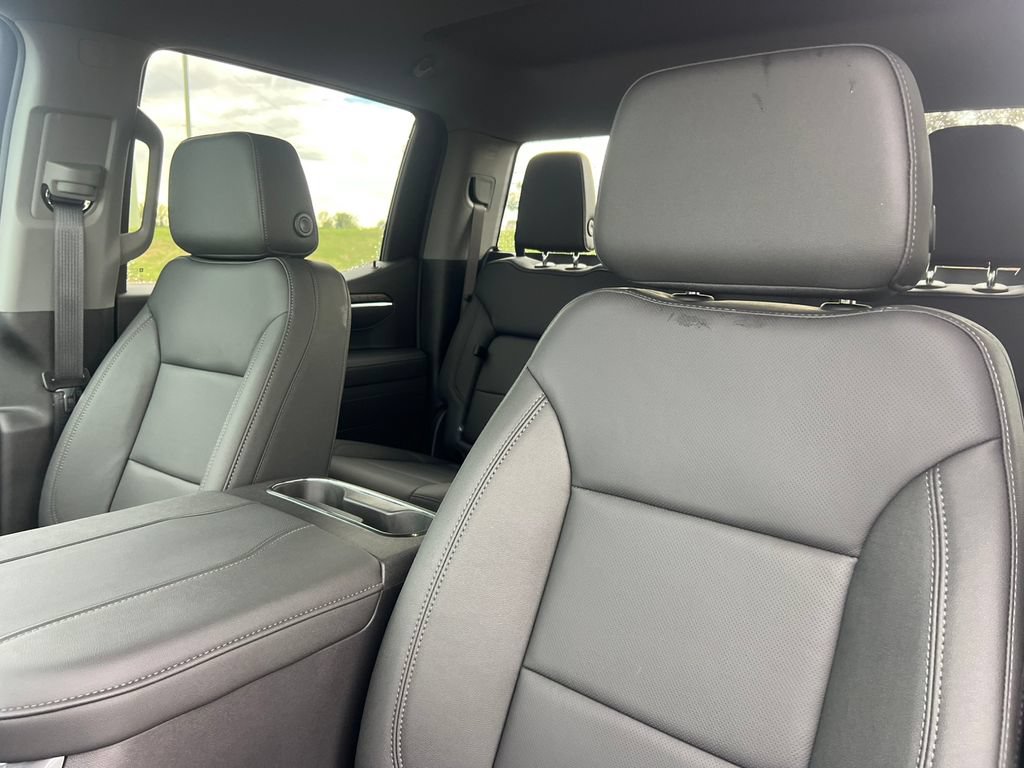 New 2026 GMC Sierra 1500 SLT w/ SLT Premium Package AWD/4WD image 16