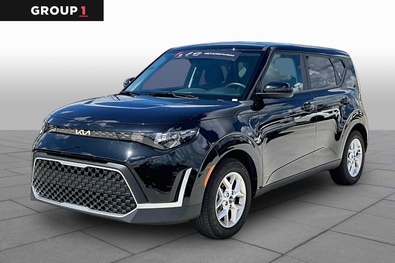 Certified 2025 Kia Soul LX w/ LX Technology Package FWD image 1