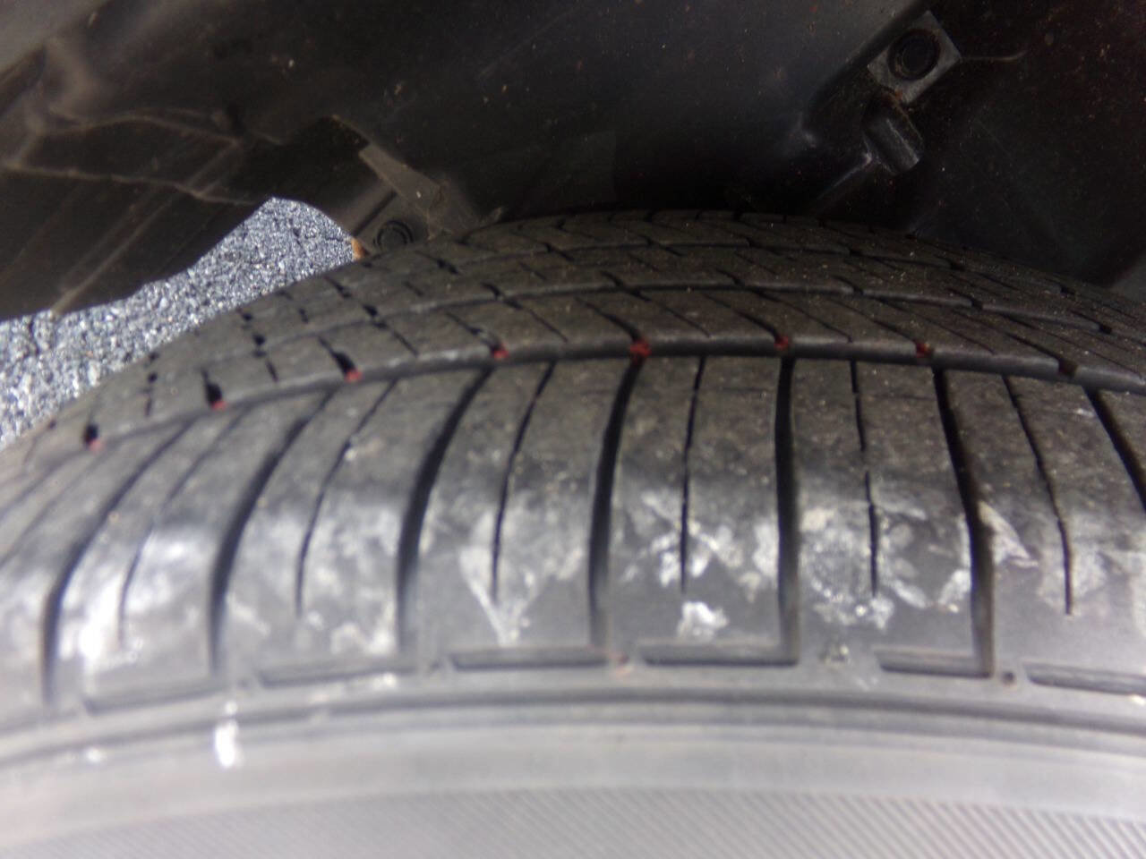 Used 2013 Subaru Legacy 2.5i AWD/4WD image 36