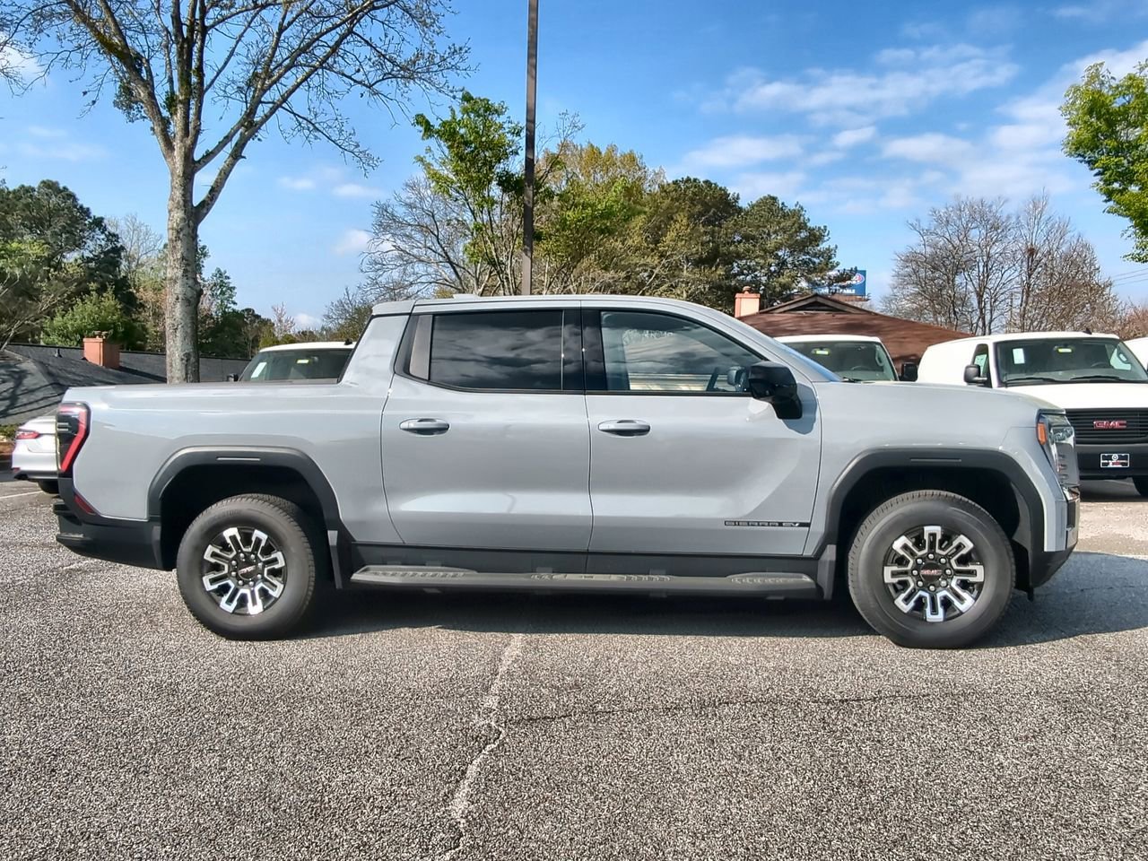 Used 2026 GMC Sierra EV Elevation image 9