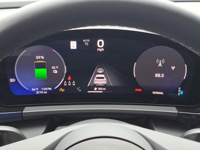 Used 2025 Porsche Macan 4 Electric AWD/4WD image 29