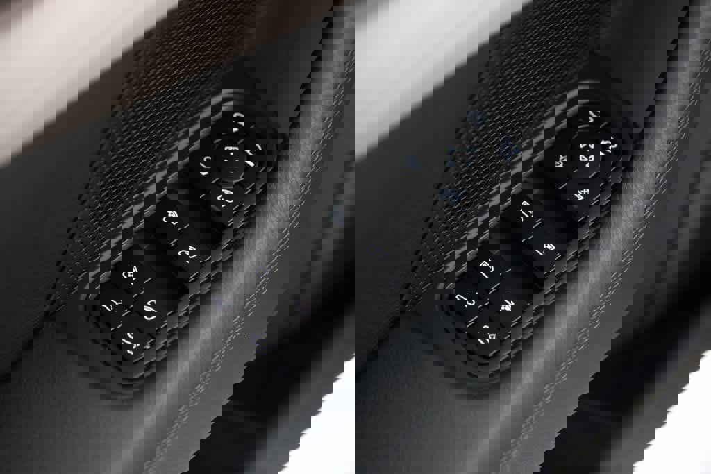 New 2025 Porsche Panamera 4 image 21