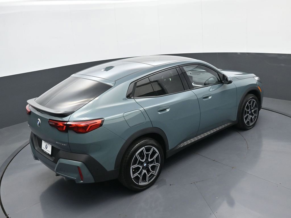 Used 2025 BMW X2 xDrive28i AWD/4WD image 35