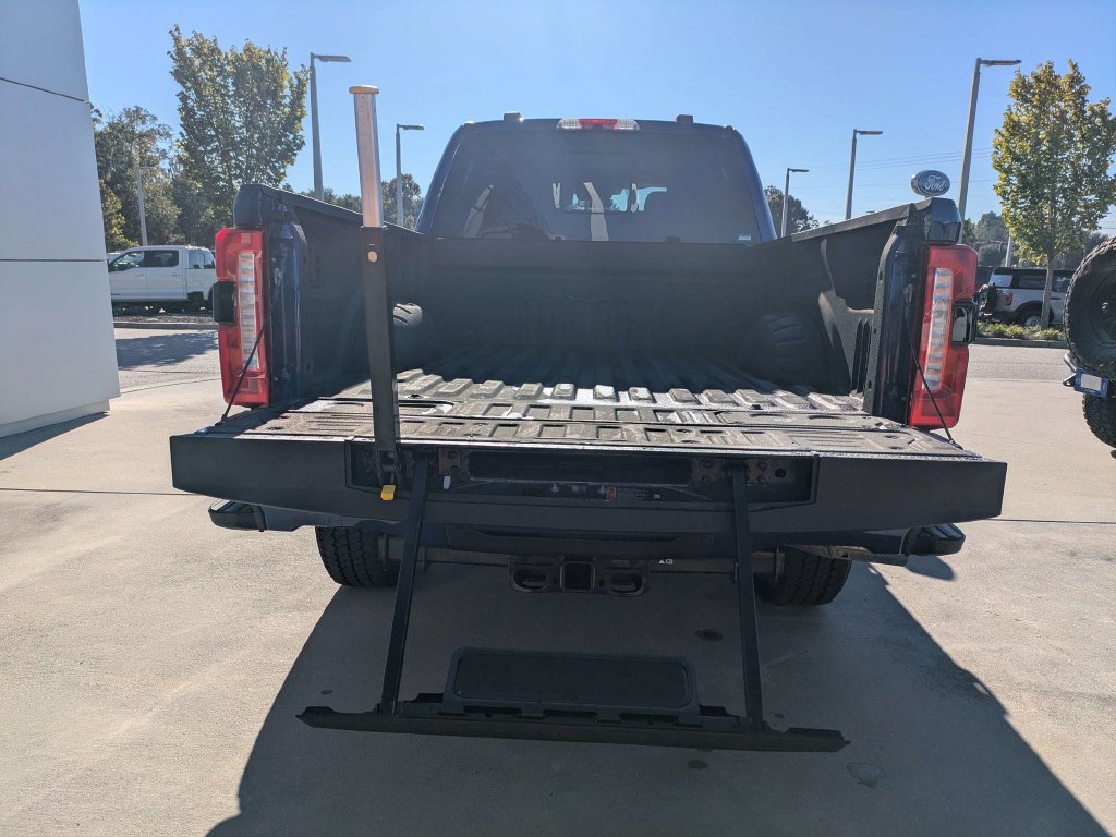 New 2026 Ford F250 Lariat w/ Black Appearance Package AWD/4WD image 6