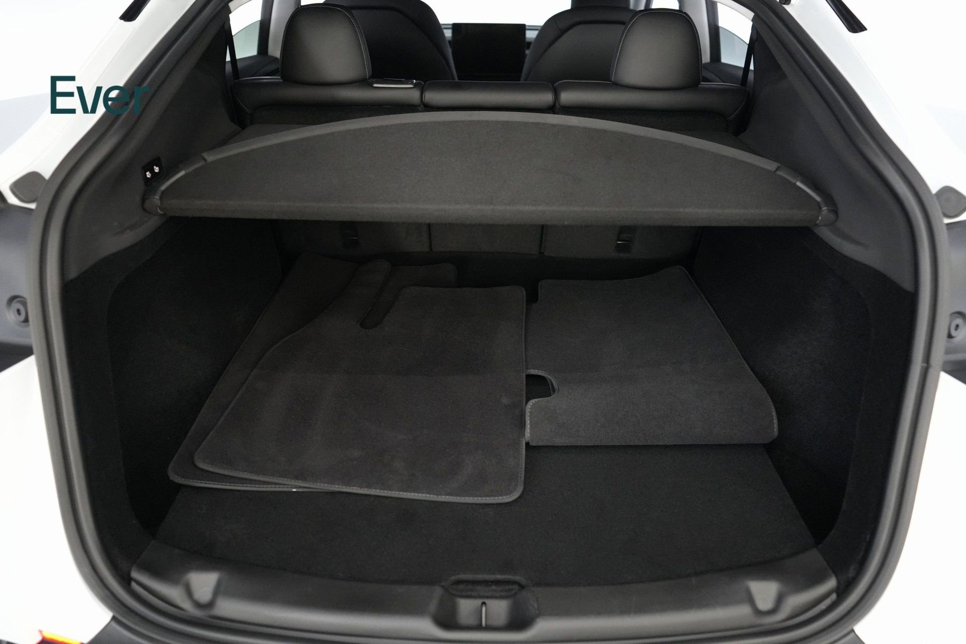 Used 2026 Tesla Model Y 2WD image 22