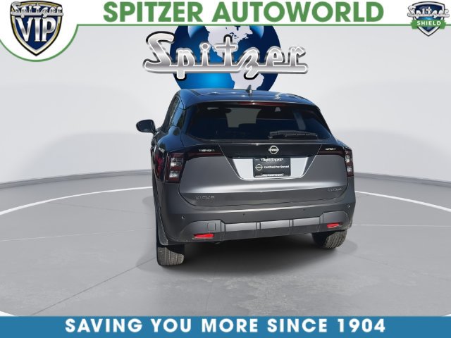 Used 2025 Nissan Kicks SV FWD image 8