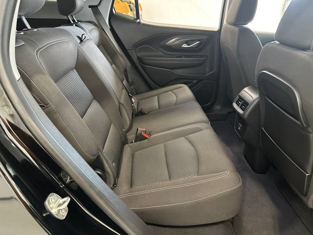Used 2023 GMC Terrain SLE FWD image 32