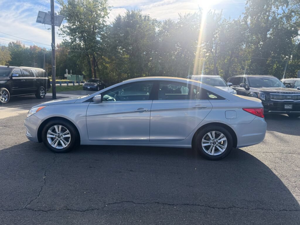Used 2013 Hyundai Sonata GLS w/ Popular Equipment Pkg FWD image 4