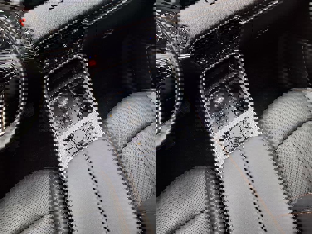 Used 2025 MAZDA CX-90 3.3 Turbo w/ Preferred Package image 44