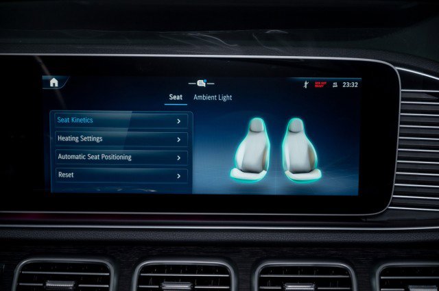 New 2025 Mercedes-Benz GLE 350 4MATIC image 16