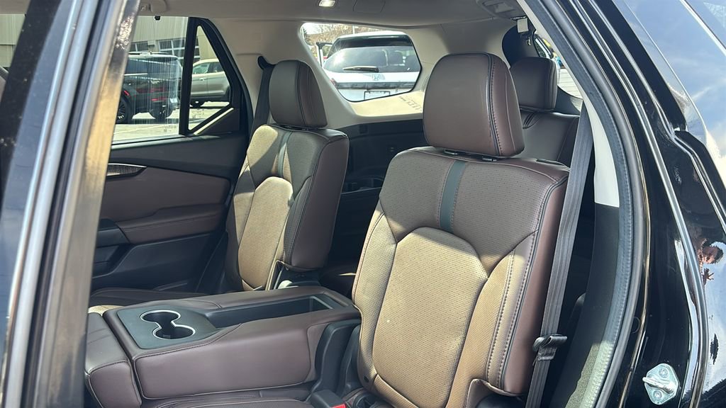 Certified 2024 Honda Pilot Elite image 28
