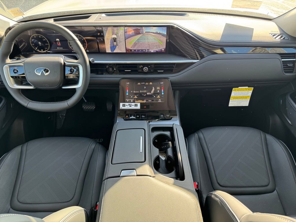 New 2026 INFINITI QX80 Luxe image 8