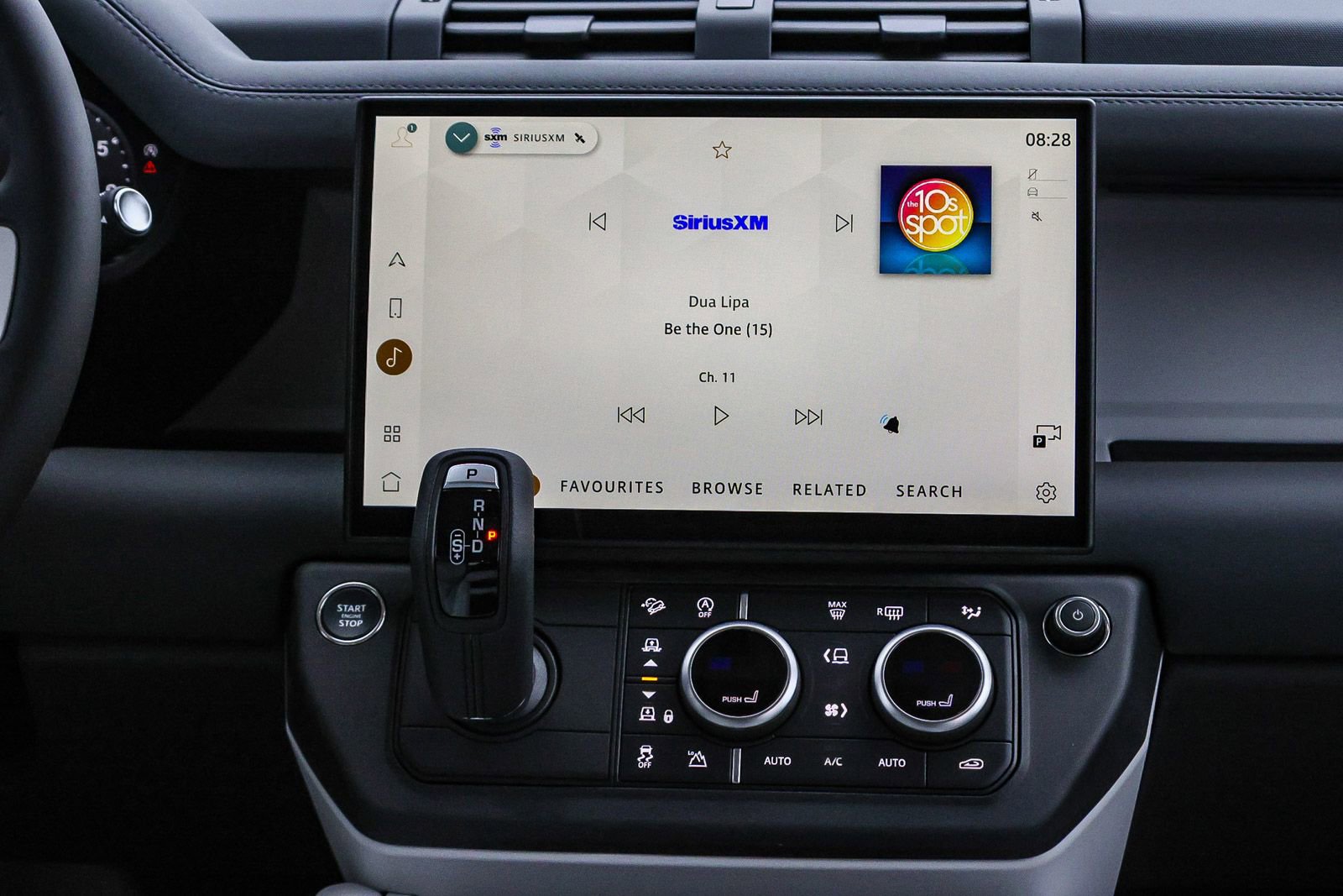 New 2026 Land Rover Defender 110 X-Dynamic SE image 24