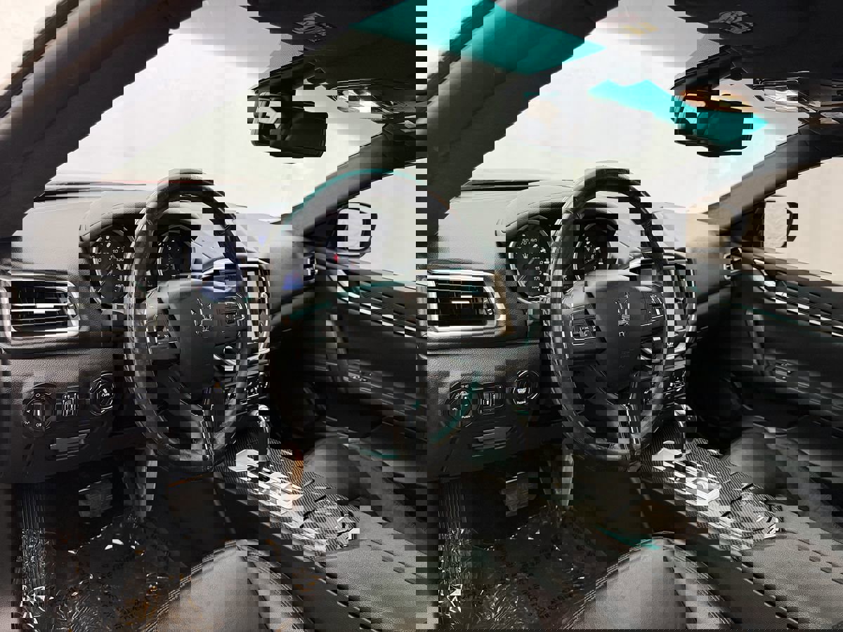 Used 2015 Maserati Ghibli S Q4 image 8