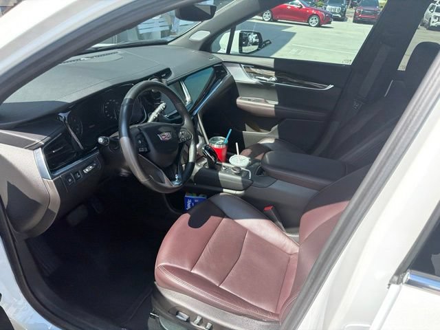 Used 2023 Cadillac XT6 Premium Luxury w/ Technology Package FWD image 14