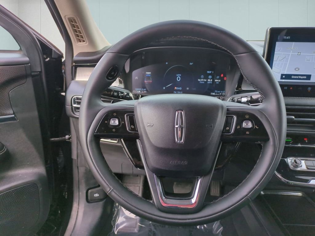 Certified 2023 Lincoln Corsair FWD image 17