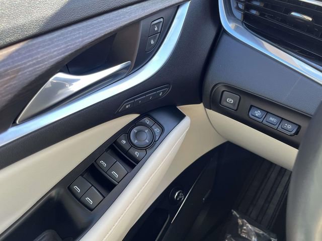 Certified 2024 Buick Enclave Avenir w/ Avenir Technology Package image 32