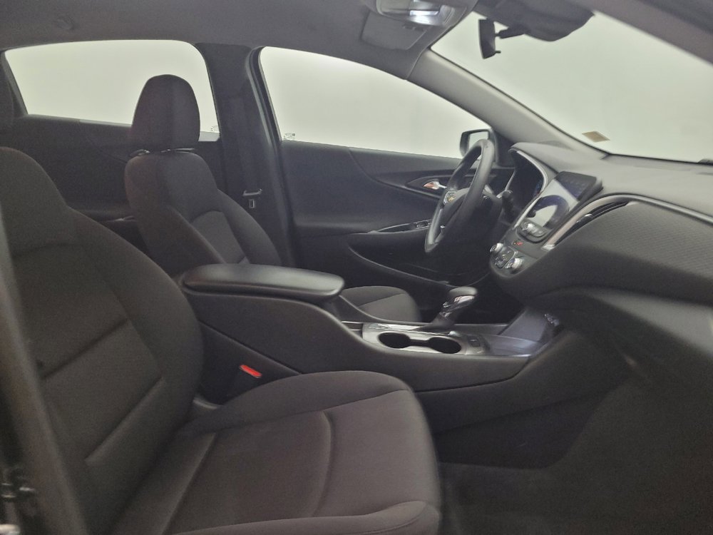 Used 2023 Chevrolet Malibu LS FWD image 21